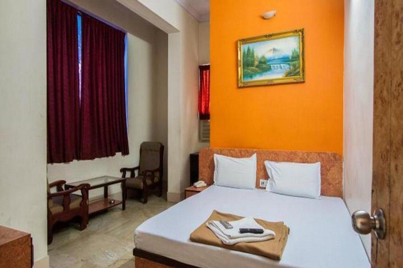 Hotel Suriya International Csennai Kültér fotó